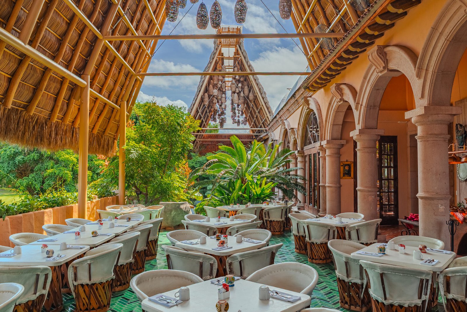 Santo Coyote Puerto Vallarta junto al mar